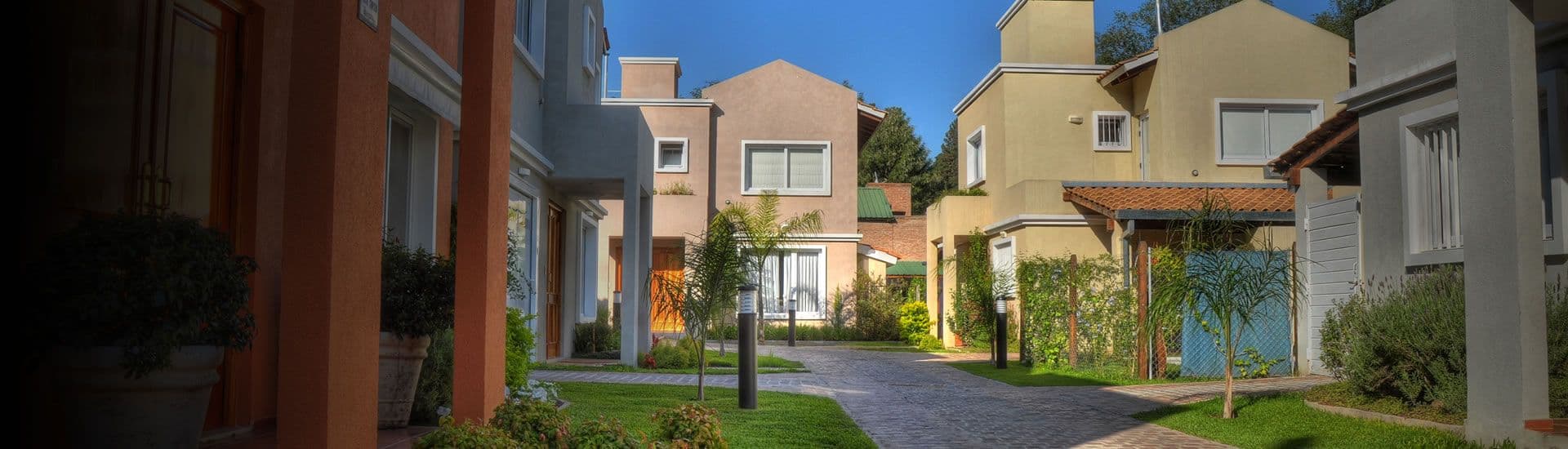 Housing del Valle - housing del valle hero cecac355 bg