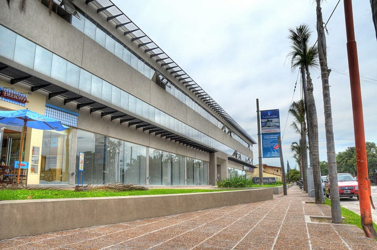 Las Rosas Plaza - las rosas plaza gallery1 9a6b1039 99644 DSC 8216copia